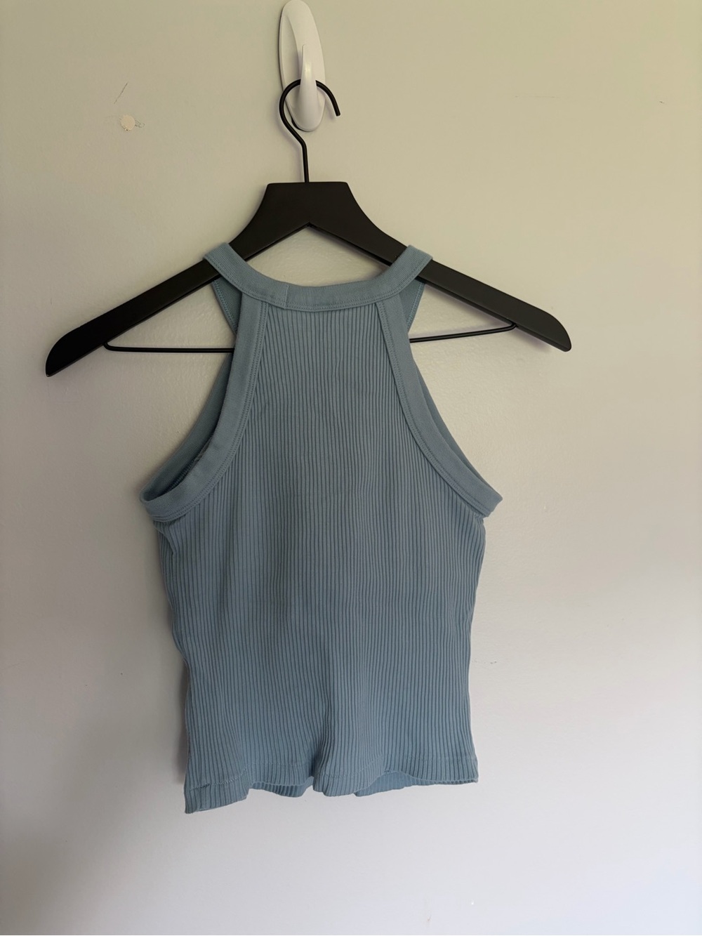 Ribbed Halter Tank Top - Uniqlo - Picture 2 of 3